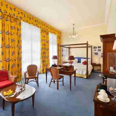 Unique Hotel Innere Enge Rooms