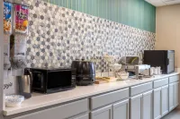 Wingate by Wyndham Waldorf/Washington DC Area - Breakfast