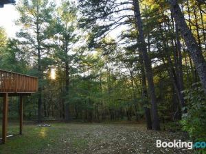 Mountain View Hideaway- A Fun Time Away!