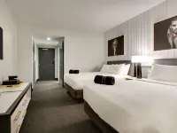 芝加哥玫瑰酒店，希爾頓啟繽精選 鄰近羅斯蒙特梅特拉站的酒店