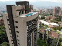 HOUSY HOST的Apartamentos Class Suites公寓 Vereda El Penasco住宿飯店