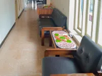 RedDoorz Syariah Near Pasar Sleko Madiun