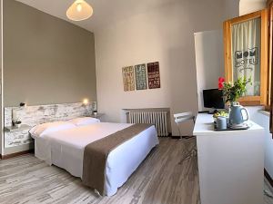 Hotel Mom Assisi