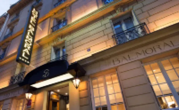 Hotel Balmoral Paris 凱旋門周辺のホテル