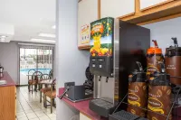 Super 8 by Wyndham Springdale AR - breakfast