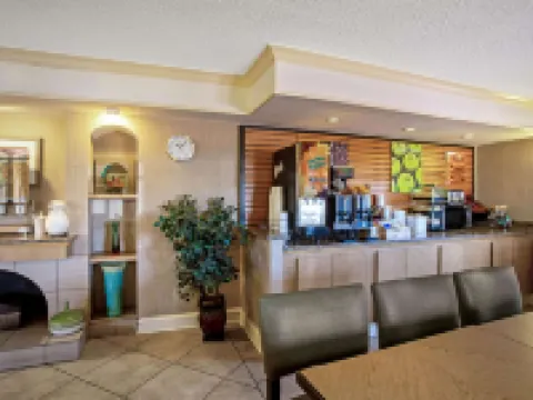 La Quinta Inn by Wyndham Killeen - Fort Hood Hotels in Killeen