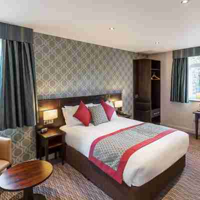 Plus Pinewood on Wilmslow Hotel Cheshire Rooms