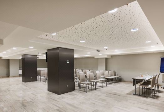 NH 마드리드 주르바노