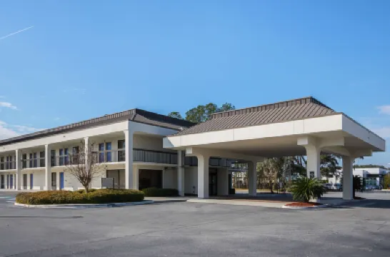 Motel 6 Savannah, GA - Midtown Hotels in Savannah