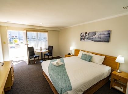 Hospitality Esperance, SureStay Collection by Best Western