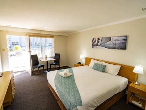 Hospitality Esperance, SureStay Collection by Best Western