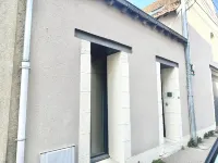 Le Patio de Loiseau Hotels in Le Mans