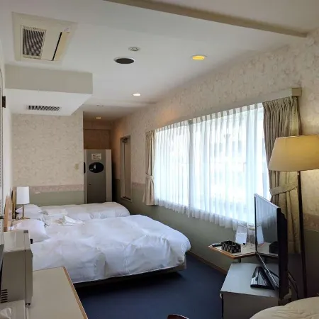 Hotel Harbour Yokosuka Отели рядом с достопримечательностью «Парк развлечений Soleil Hill»