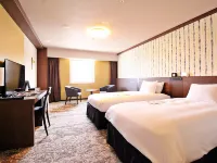 Richmond Hotel Kochi Hotels near Harimaya Bridge