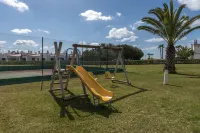 Fish House Flat with pool