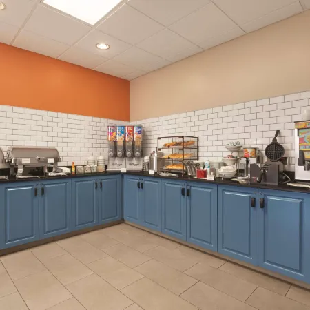 Country Inn & Suites by Radisson, Grand Rapids East, MI