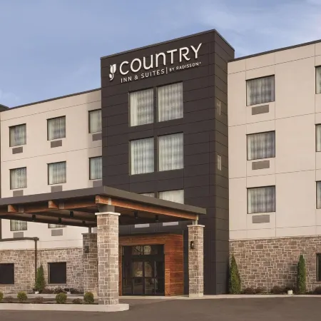 Country Inn & Suites by Radisson, Belleville, on