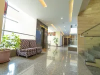 Hotel NI SILVER OAKK - 2-Star