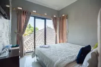 Urbanview Resort Syariah Khansa Cisarua Puncak by RedDoorz