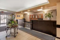 Best Western Rocky Mountain House Inn  Suites - Pet-friendly