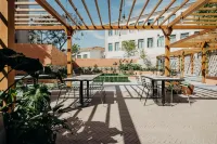 伊迪托裡花園拜薩飯店 住宿飯店