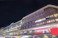 Hotel Sunshine(Rajkot,Gujarat) Các khách sạn gần Rajkumar College