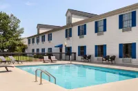 Days Inn by Wyndham Shallotte - Pools