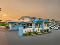 Studio 6 Suites Albany, or Hotels in Albany
