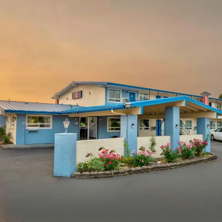 Studio 6 Suites Albany, or