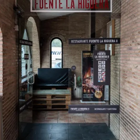As Fuentelahiguera II (Dirección Valencia) Отели в г. Костера