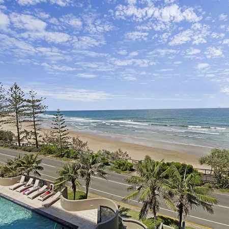 Clubb Coolum Beach Resort Sunshine Coast