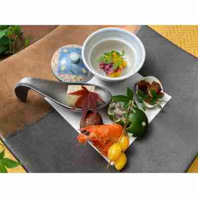 人気の露天風呂客室と富山の旬菜美味 宇奈月温泉 サン柳亭 Dining/Meeting Rooms