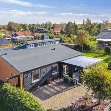 "Erko" - 300m from the Sea