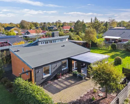 "Erko" - 300m from the Sea Hotels in Grenå