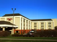 Hampton Inn des Moines-Airport Hotels in Des Moines