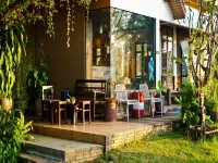 River Resort & Spa Hotel di Sa Kaeo