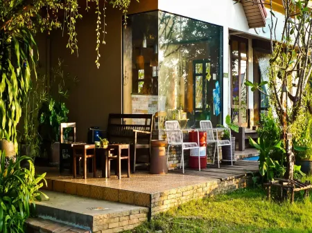 River Resort & Spa Отели в г. Sa Kaeo