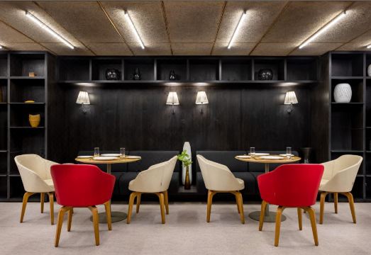 누오 바이 주스타