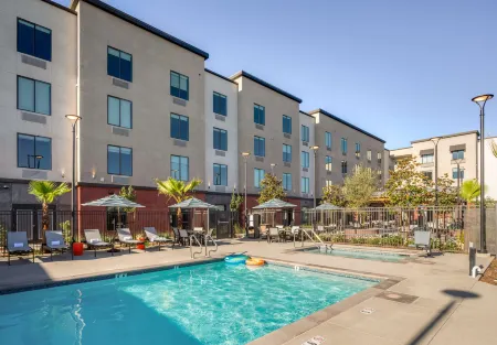 Ayres Hotel Rialto Fontana