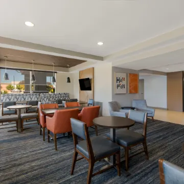 Holiday Inn Express HAMPTON - COLISEUM CENTRAL by IHG