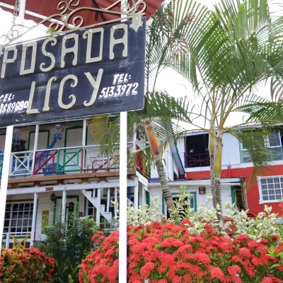 Posada Nativa Licy Hotels near Morgan's Cave