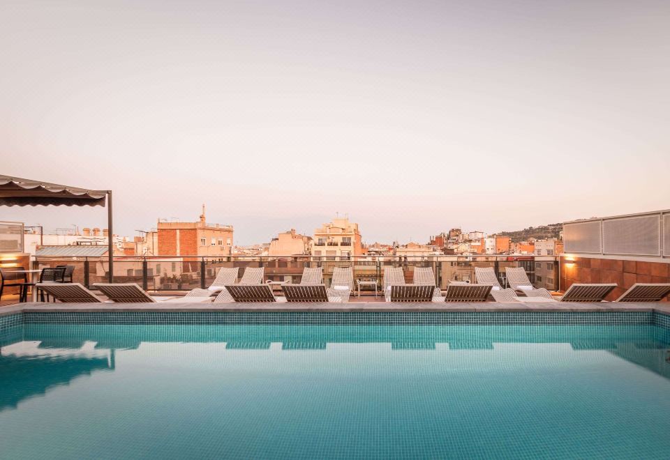 Petit Palace Eixample 로비