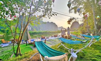 Quoc Khanh Bamboo Homestay