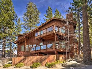 Lake Tahoe Shoreside Retreat: Stunning Lake Views!