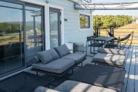 Nest West Garden Tosa Hotel Hotels in Kuroshio