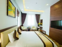 Grand Hotel Hotels in Hoa Binh