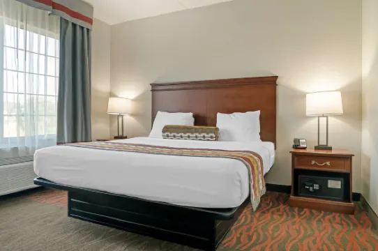Best Western Executive Inn  Suites