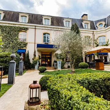 Hostellerie Cèdre & Spa Beaune