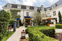 Hostellerie Cèdre & Spa Beaune Hotels near Bastion Of Hospices