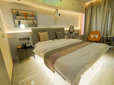 Xiangyang 0355 Homestay (Guangming Hutong) โรงแรมใน
